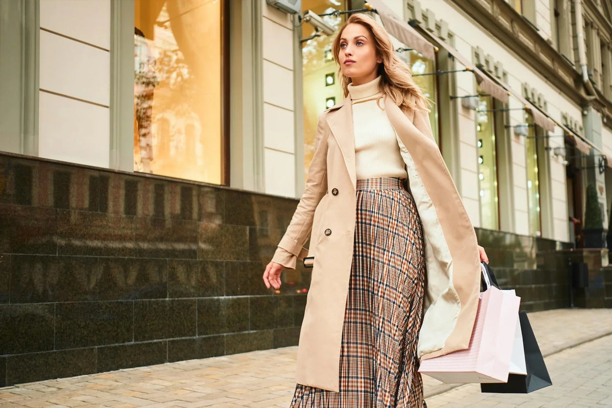 10 Fashion Staples Every Modern Woman Should Have in Her Wardrobe