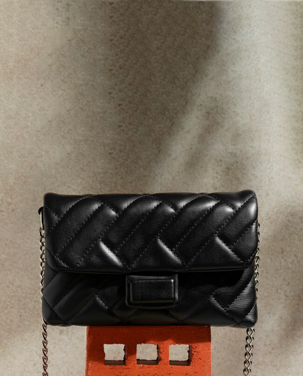Quilted Chain Handle Crossbody Bag - Devmax3 - Blackpink - 649000.0 - Hi!